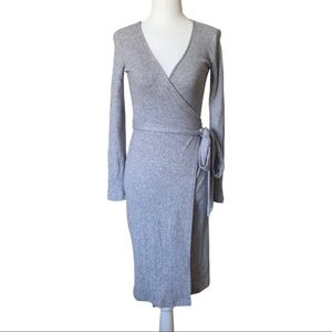 FOREVER 21 Wrap Dress w/ Long Sleeves